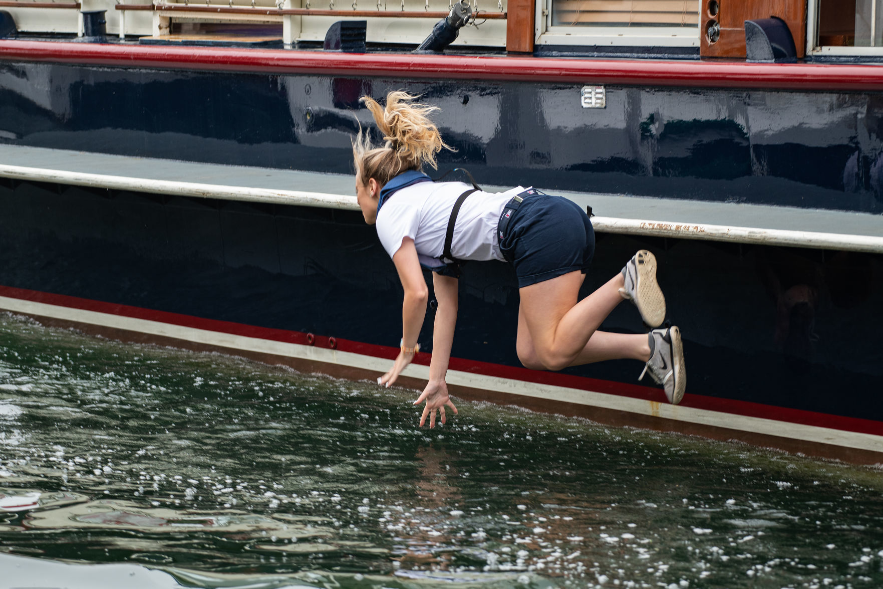 Paige Aspinall Jumper falling into the water